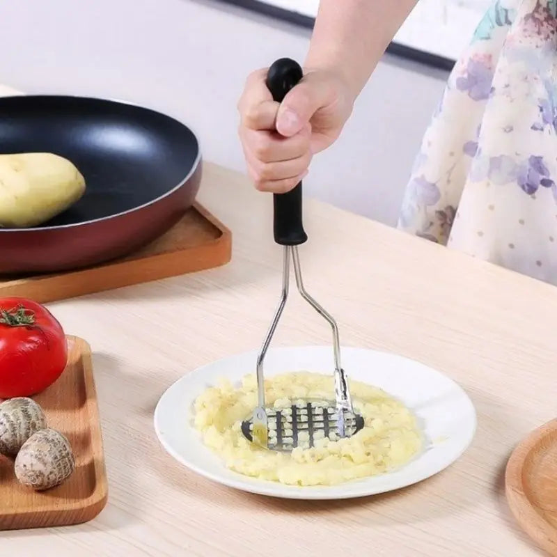 Amassador Batatas  Legumes Multiuso Aço Inox Com Cabo Plastico Cozinha Multiuso  Promoções